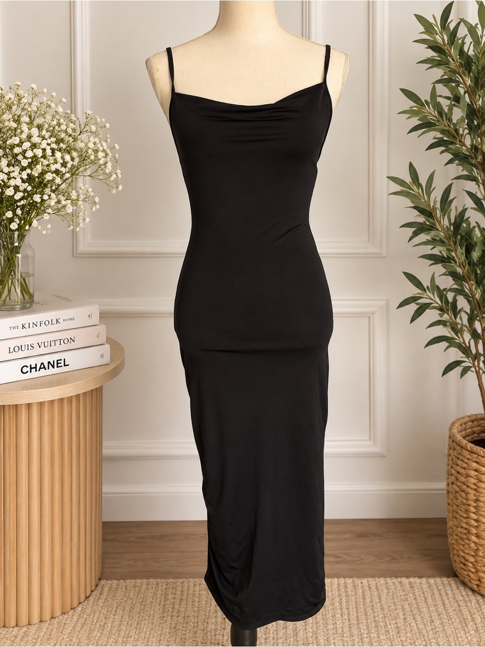 Elegant Black Spaghetti-Strap Maxi Dress
